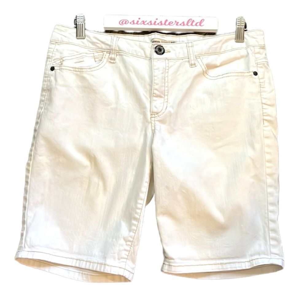 ROUTE 66 Bermuda shorts white with contrasting stitching five pockets size 12